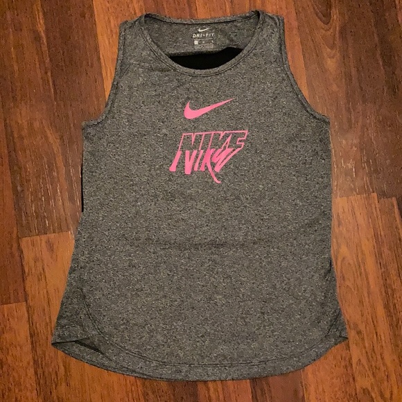 Other - 🌺 3/$12 Nike dry fit tank, girls size L